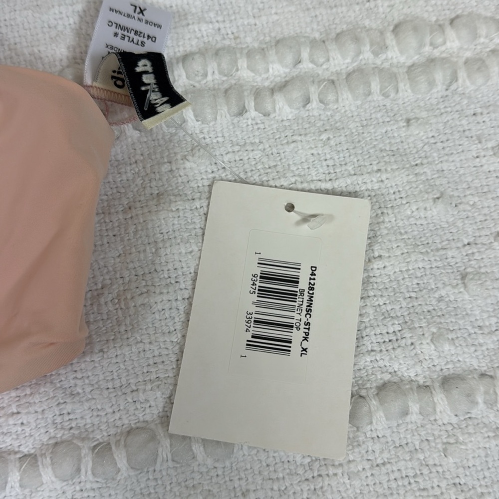 NWT‎ Dippin Daisys Britney Bikini Top in Peach Soze XL - Picture 3 of 9